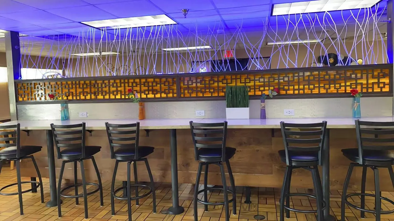 Family-friendly dining at Tokyo Express—kids’ meals and cozy atmosphere